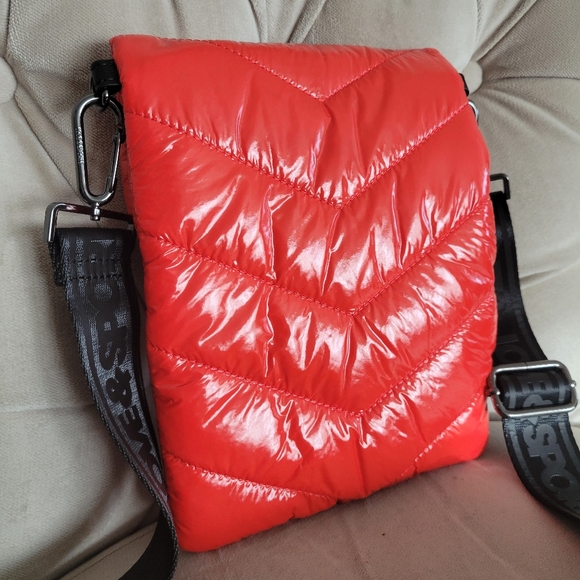 LOVE & SPORT OLIVA CROSSBODY - Picture 3 of 8